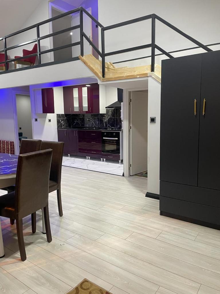 Cennet Suit Otel 우준괼 외부 사진